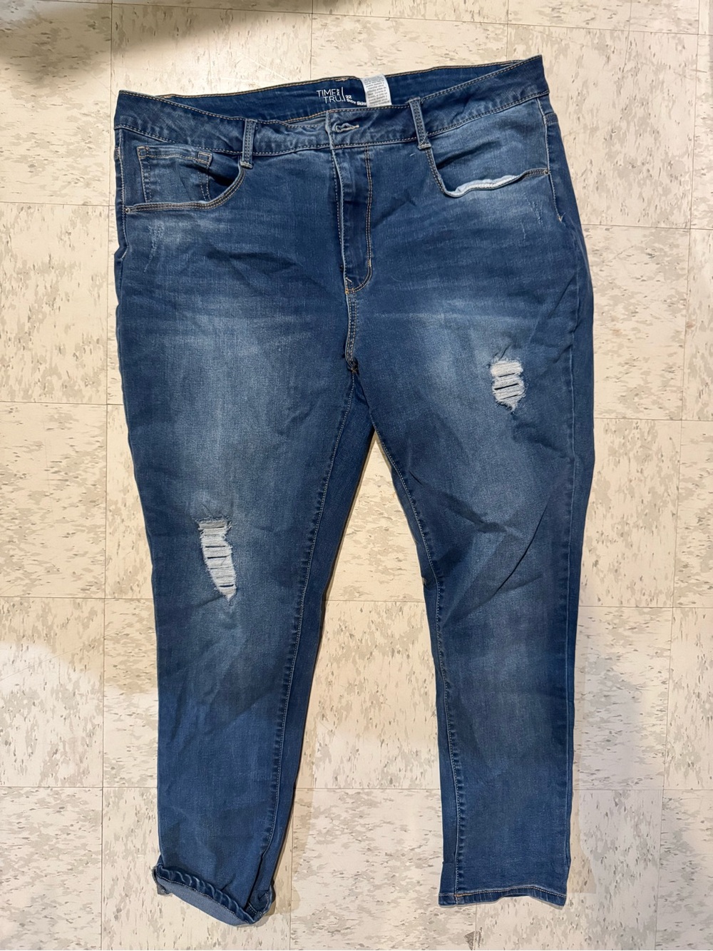 Time and Tru Women’s Dark Blue Ripped Skinny Jeans